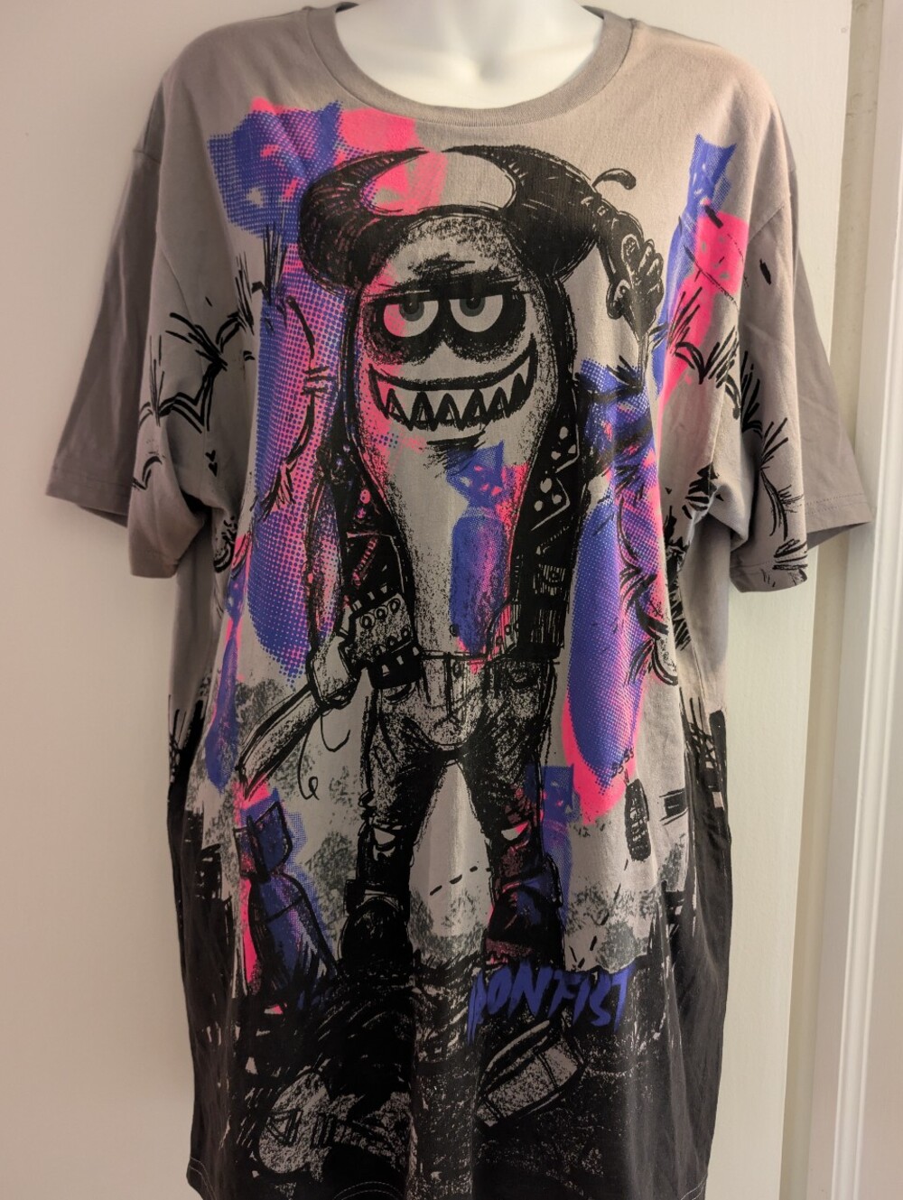 Iron Fist Graphic Crewneck T‑Shirt with Neon Art Print - Grey/Pink/Blue. Xl